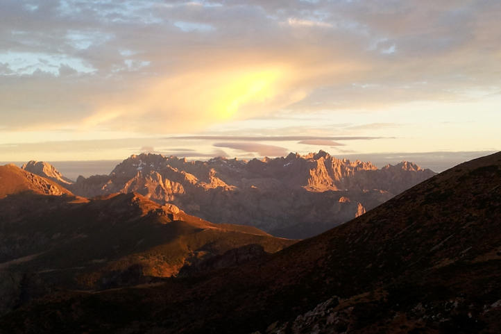 Atardecer en Picos de Europa desde Liébana